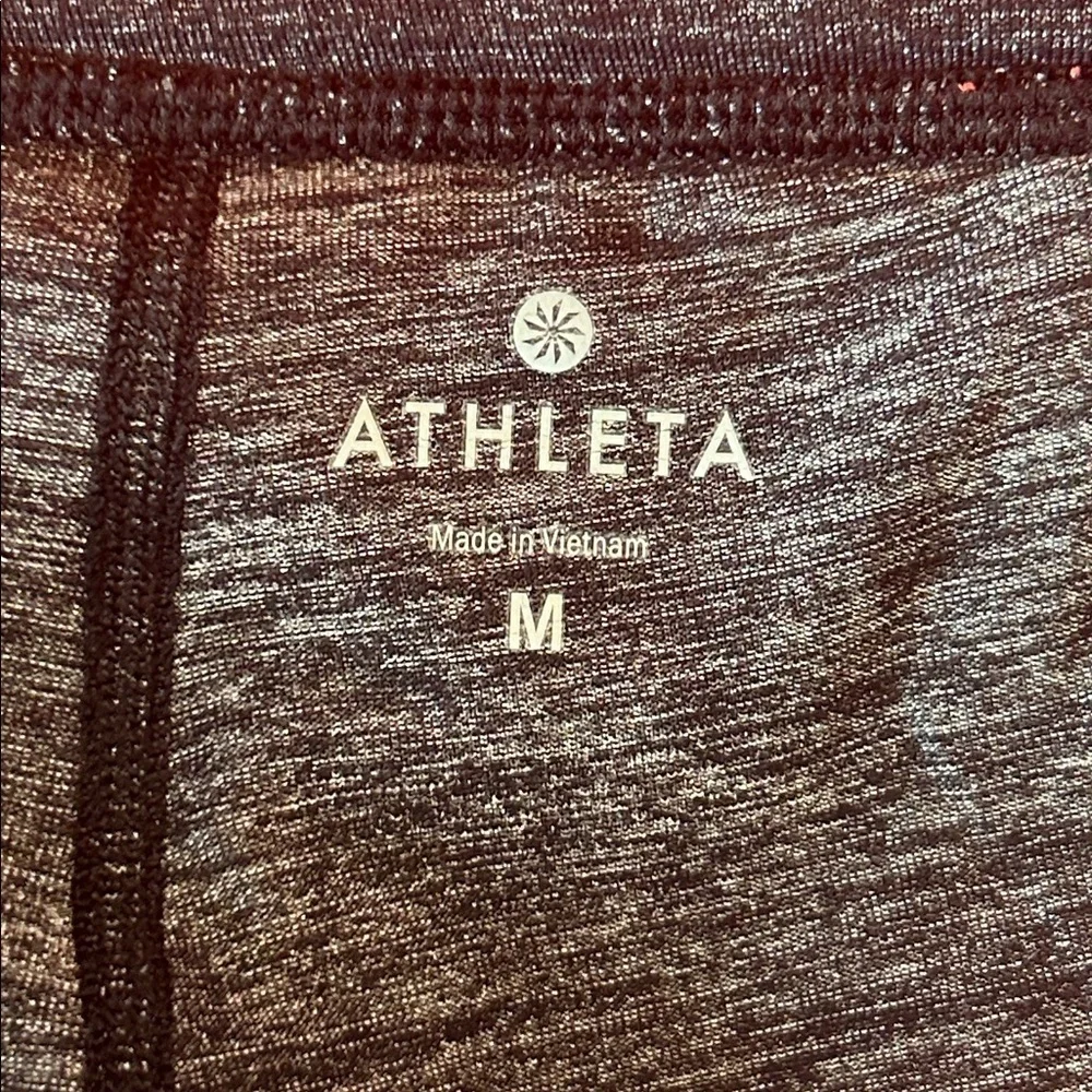 Athleta Go Getter Knicker Shorts Over Capri 964561 coral gray size medium